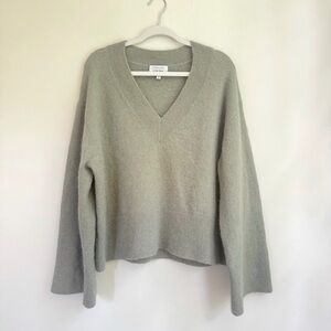 & Other Stories beautiful green Sweater M